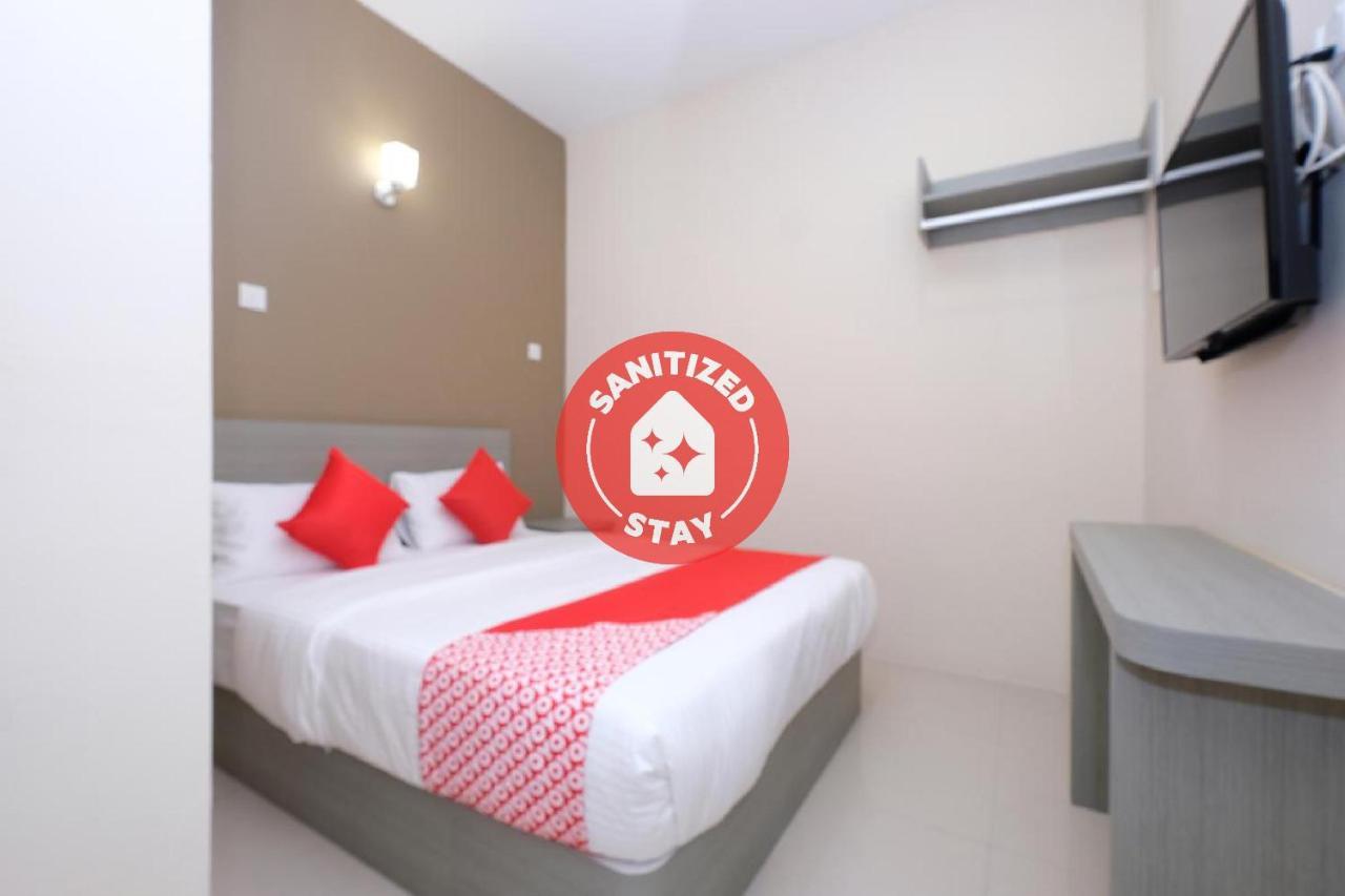 Super Oyo 43935 Mancalin Hotel Kuantan Esterno foto