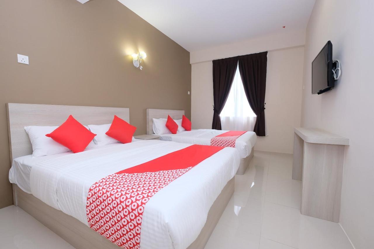 Super Oyo 43935 Mancalin Hotel Kuantan Esterno foto