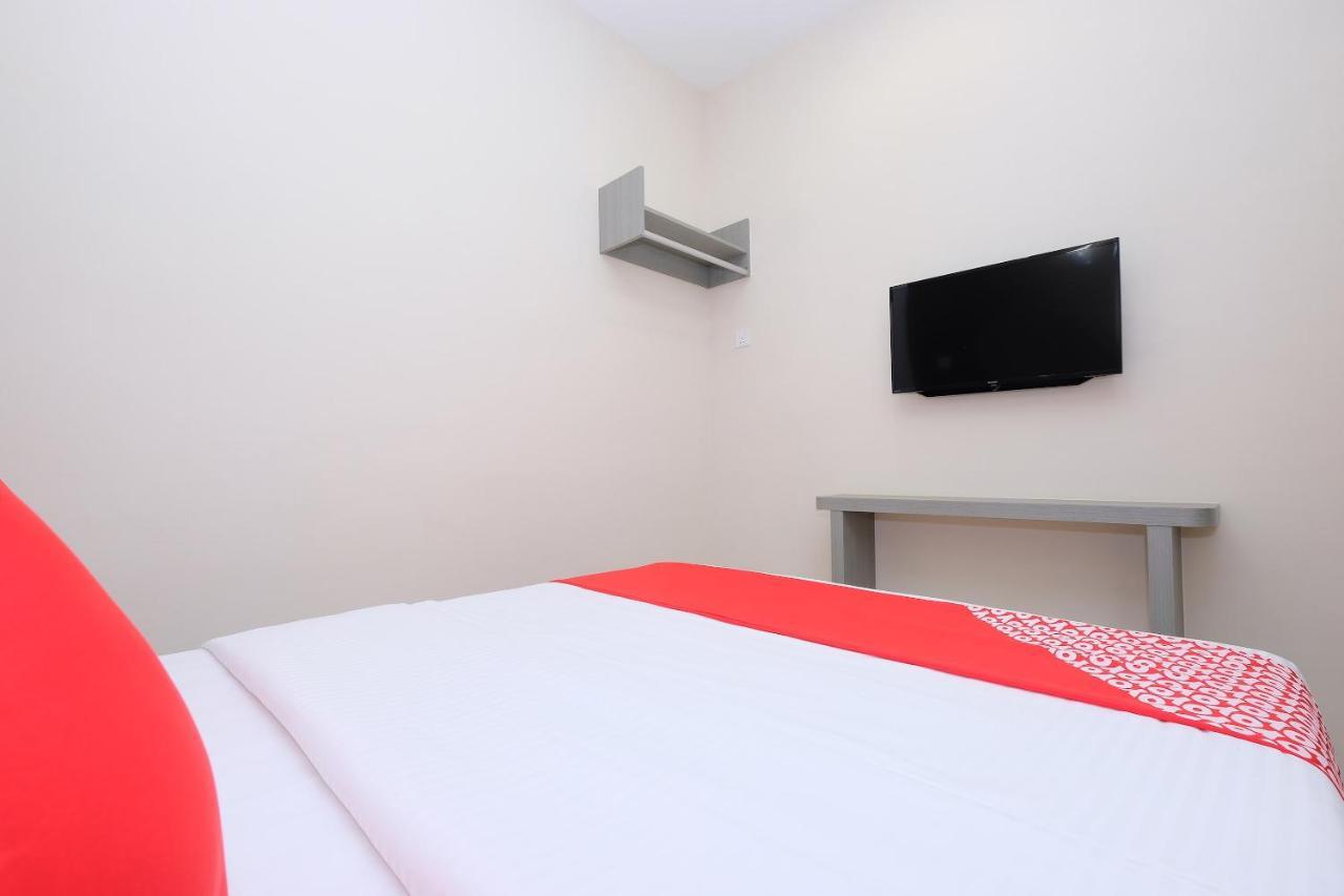 Super Oyo 43935 Mancalin Hotel Kuantan Esterno foto