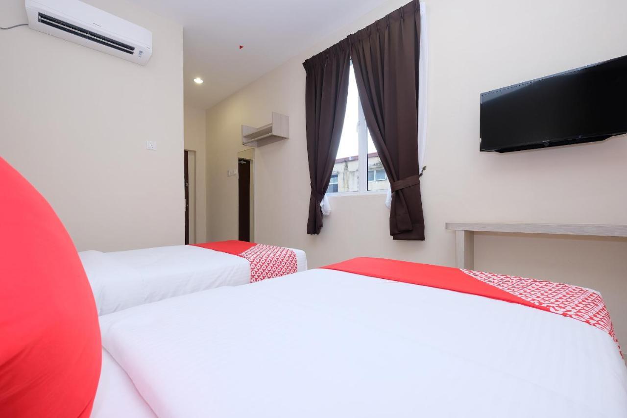 Super Oyo 43935 Mancalin Hotel Kuantan Esterno foto