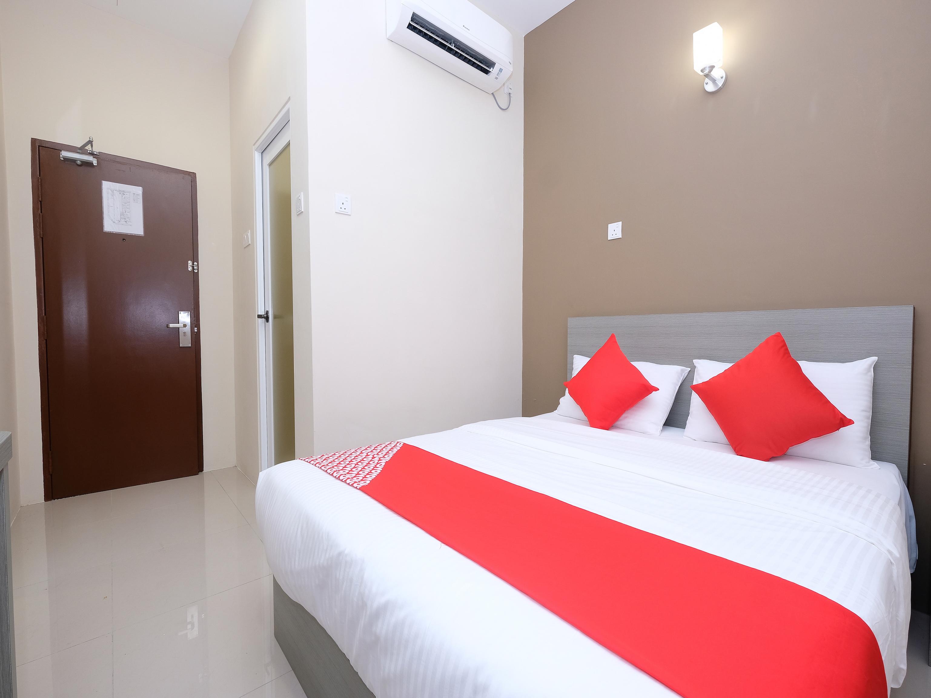 Super Oyo 43935 Mancalin Hotel Kuantan Esterno foto