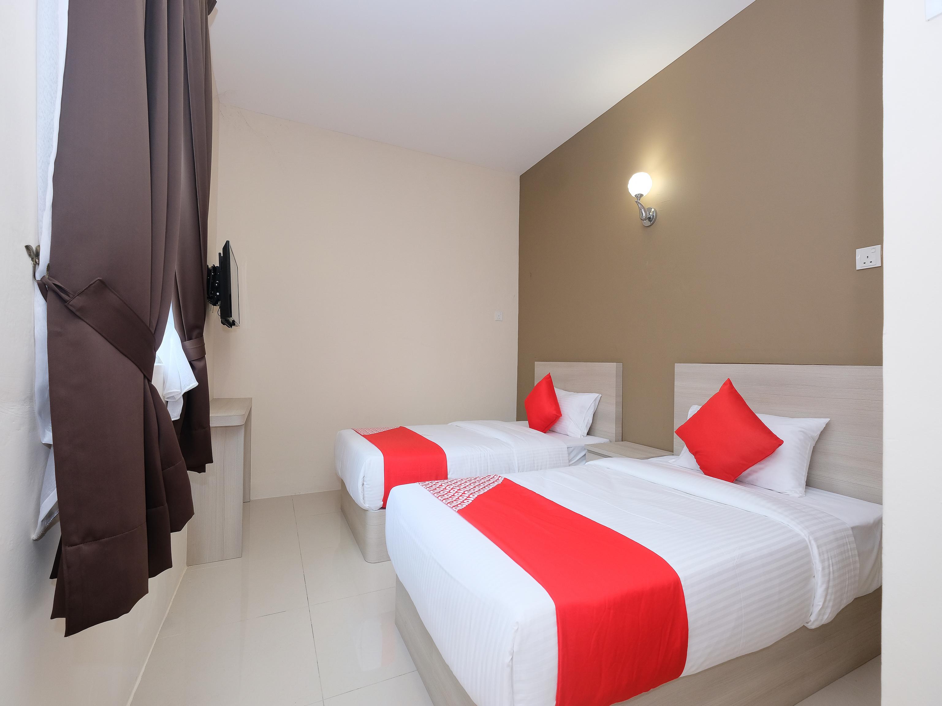Super Oyo 43935 Mancalin Hotel Kuantan Esterno foto