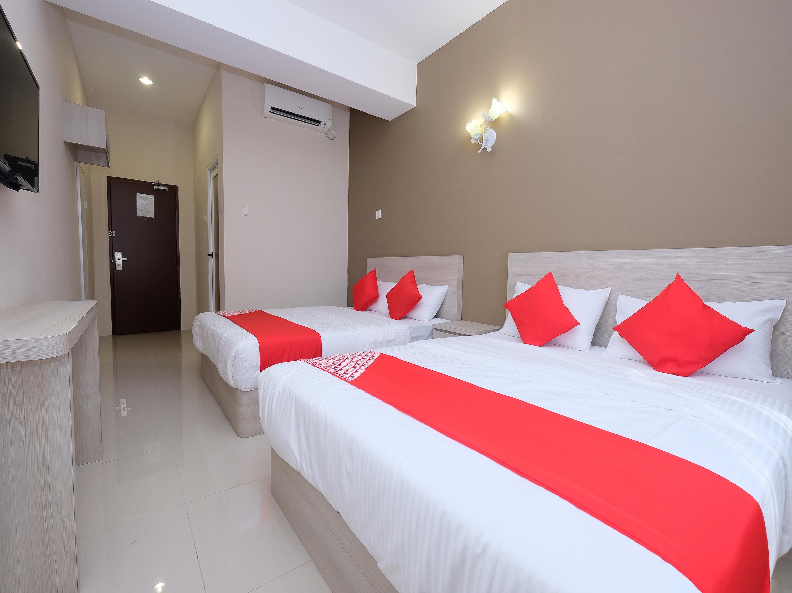 Super Oyo 43935 Mancalin Hotel Kuantan Esterno foto
