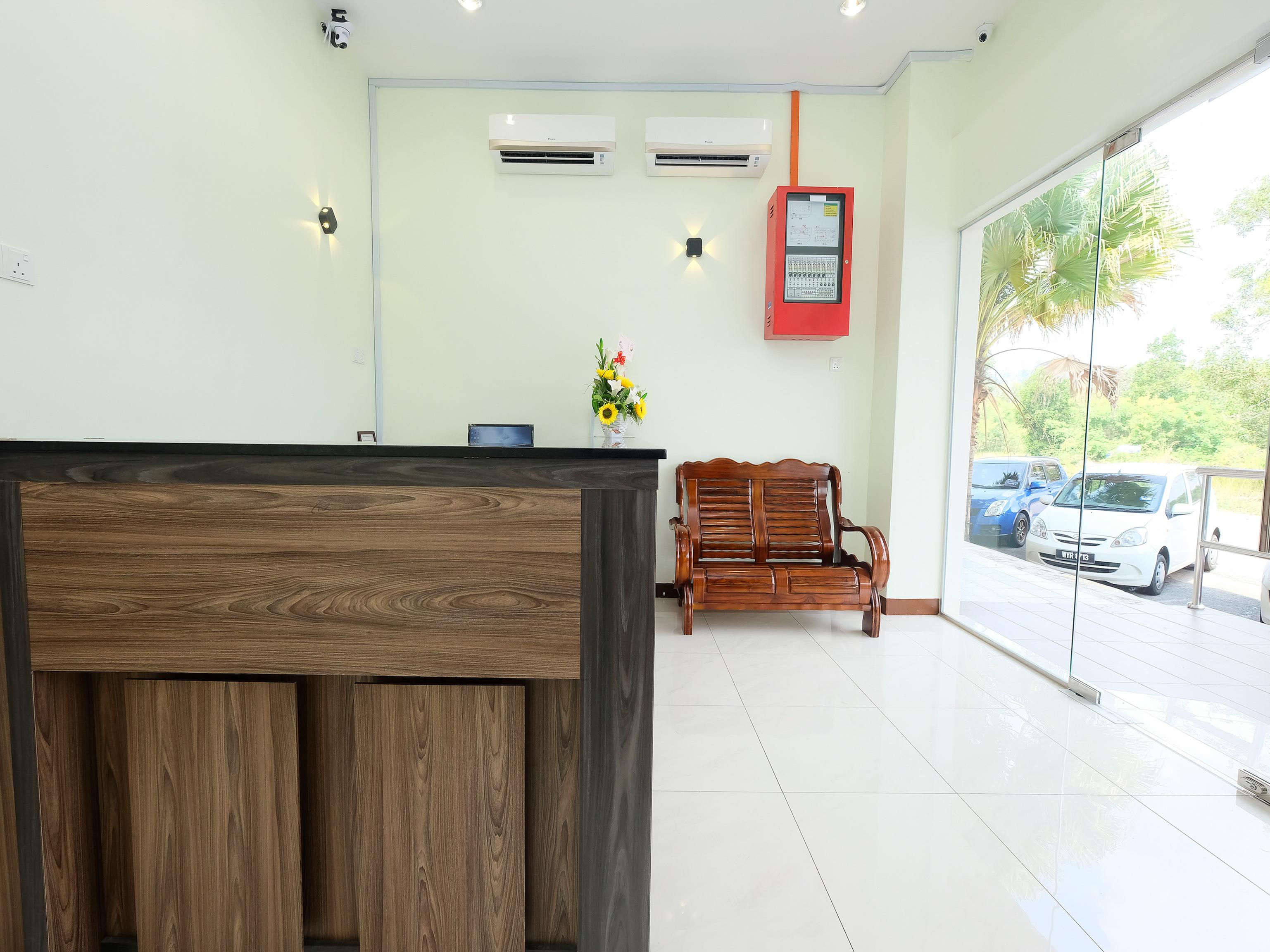 Super Oyo 43935 Mancalin Hotel Kuantan Esterno foto